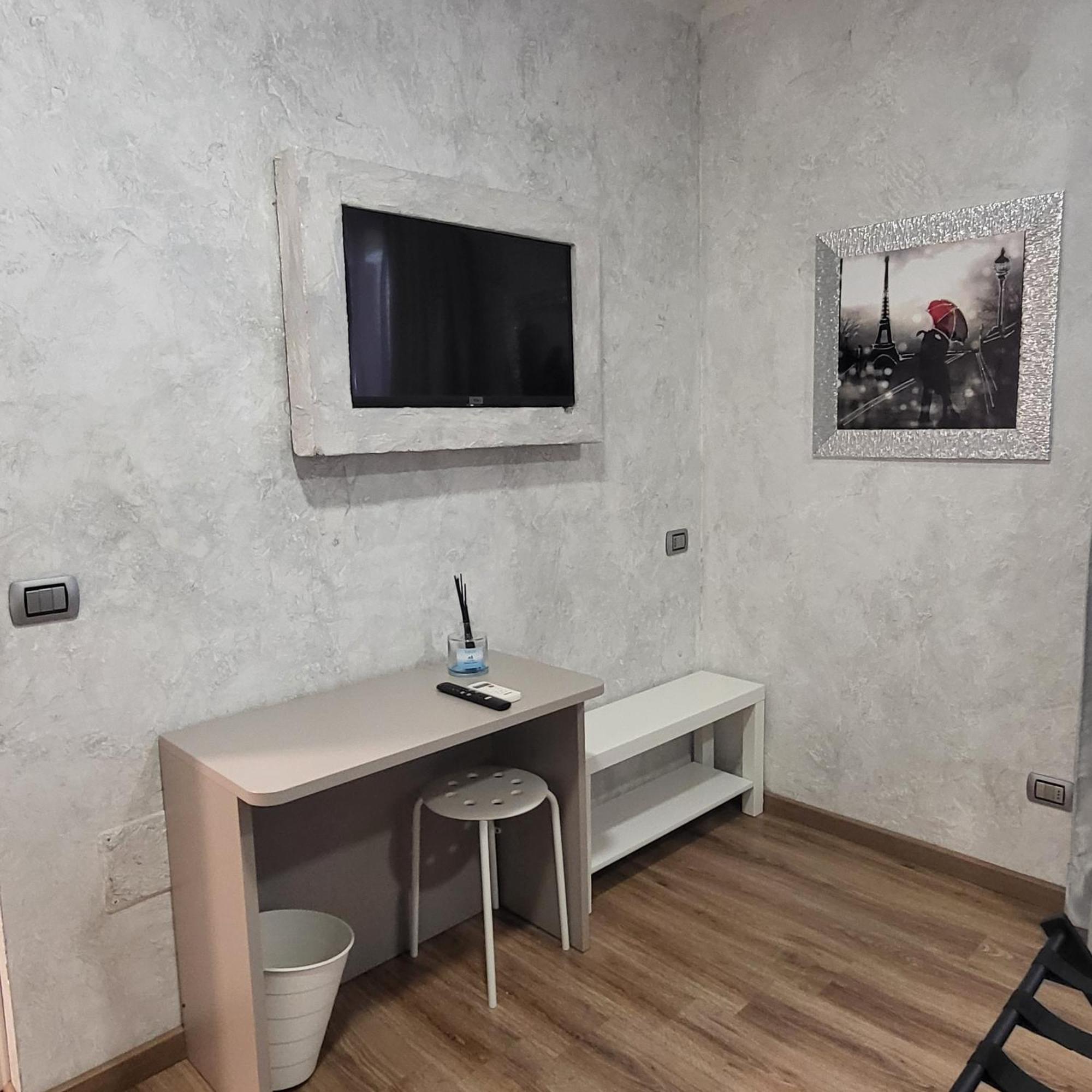 Illuvia 2 Affitta Camere Cornaredo Exterior foto